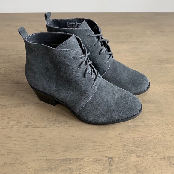 vionic suede ankle boots